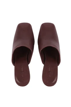 Alice, burgundy leather mule