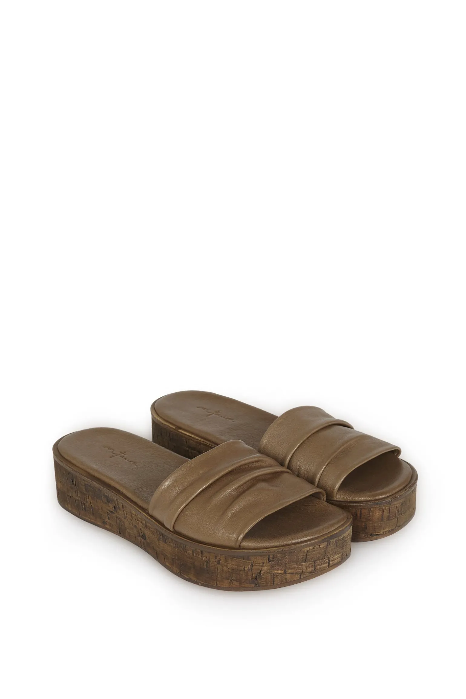 Beth, khaki flat sandal
