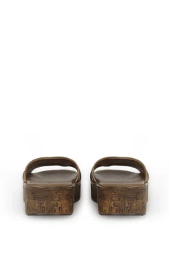 Beth, khaki flat sandal