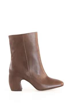 Camila, brown boots