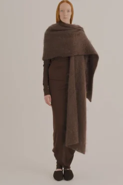 Ciel, black mohair hood
