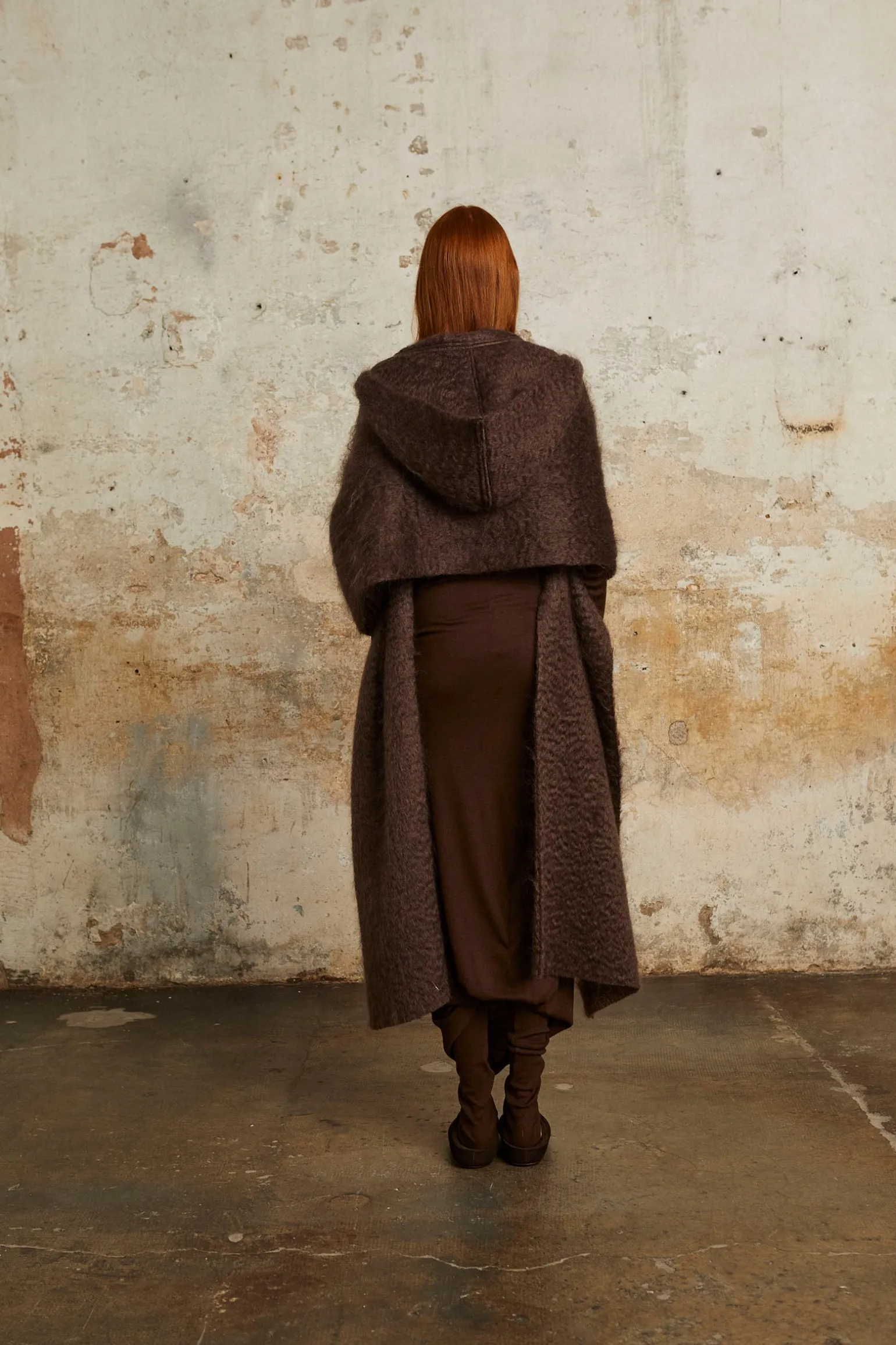 Ciel, black mohair hood