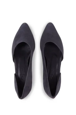 Circe, ballerina in graphite suede