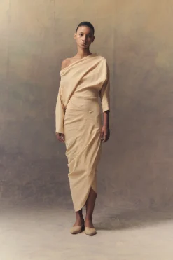 Circe, beige suede ballerina