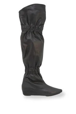 Circe, dark green boot