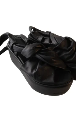 Cleo, bluenero platform sandal
