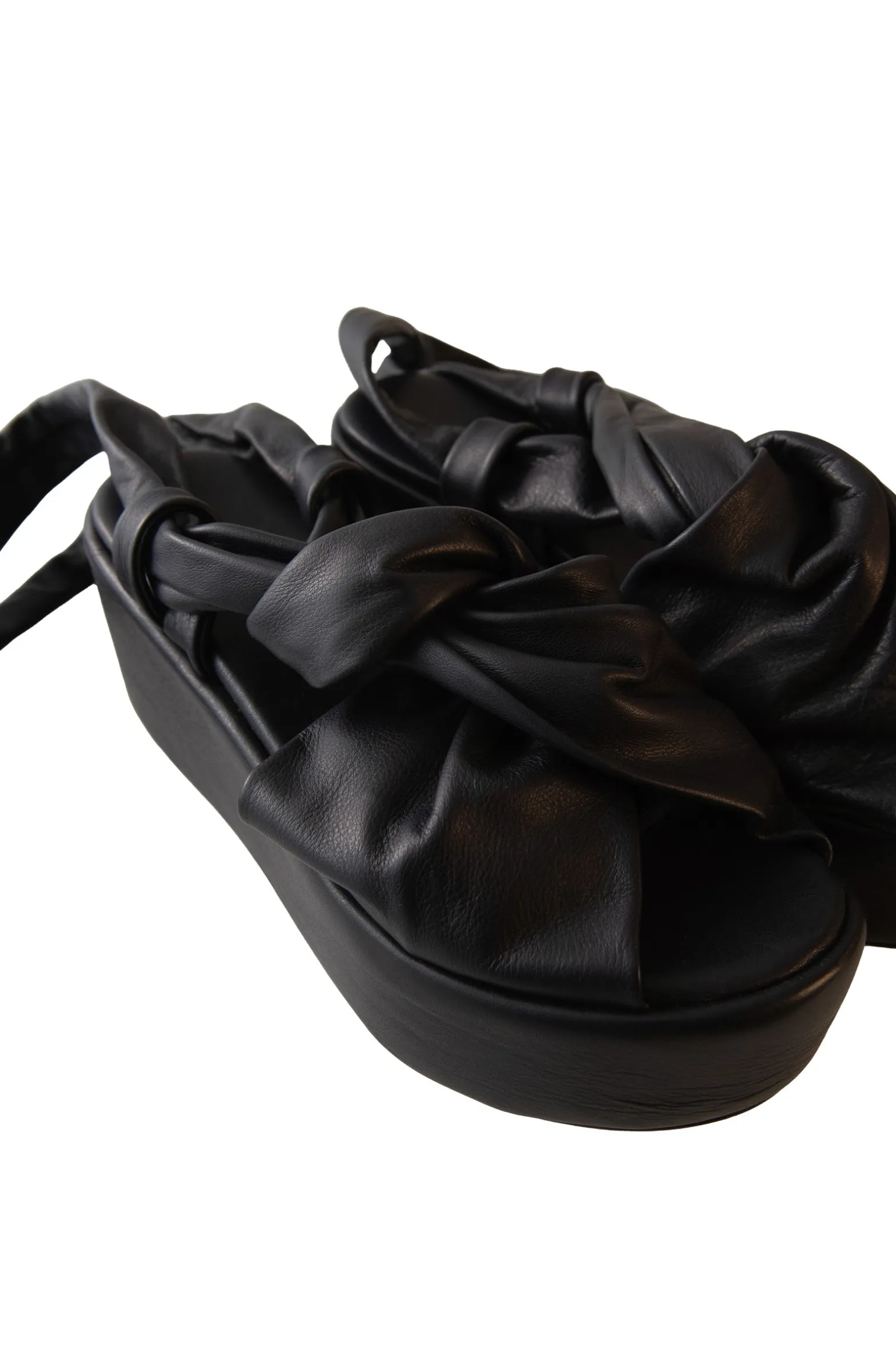Cleo, bluenero platform sandal