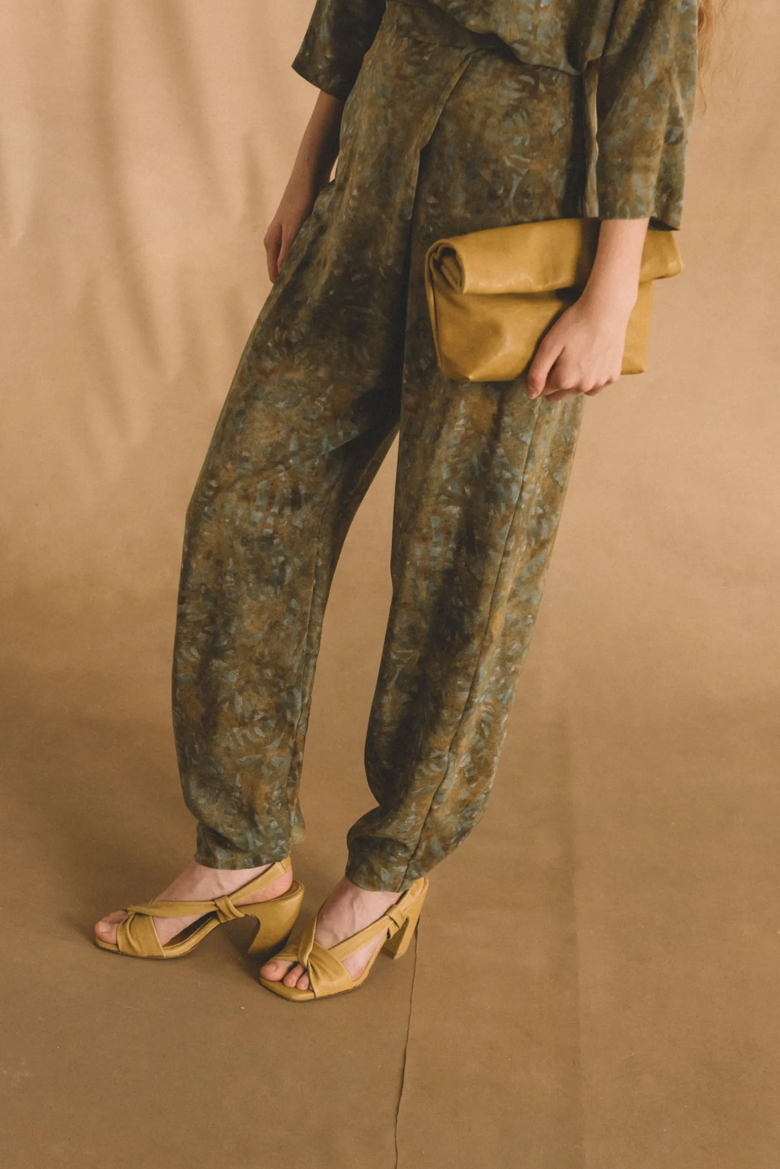 Costa, mustard leather sandal