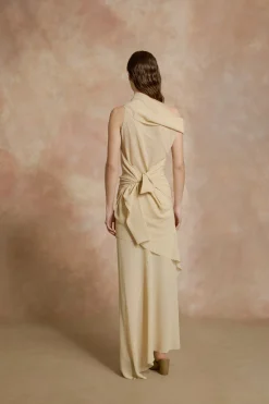 Dora, long skirt in beige silk georgette