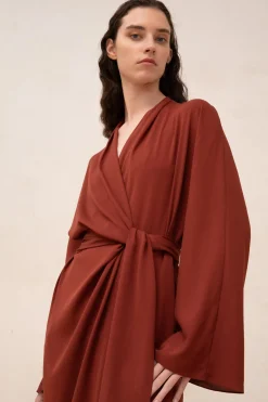 Edda, long dress in garnet stretch silk