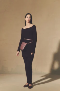 Elmer, burgundy leggings in baby alpaca and merino wool