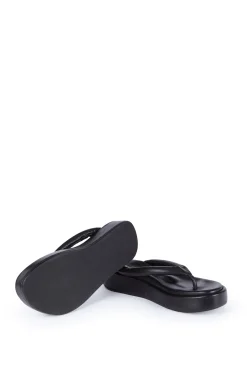 Geisha, black platform flip flops