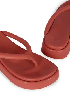 Geisha, clay leather platform flip flops