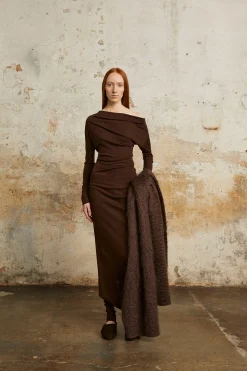 Genie, mahogany virgin wool dress