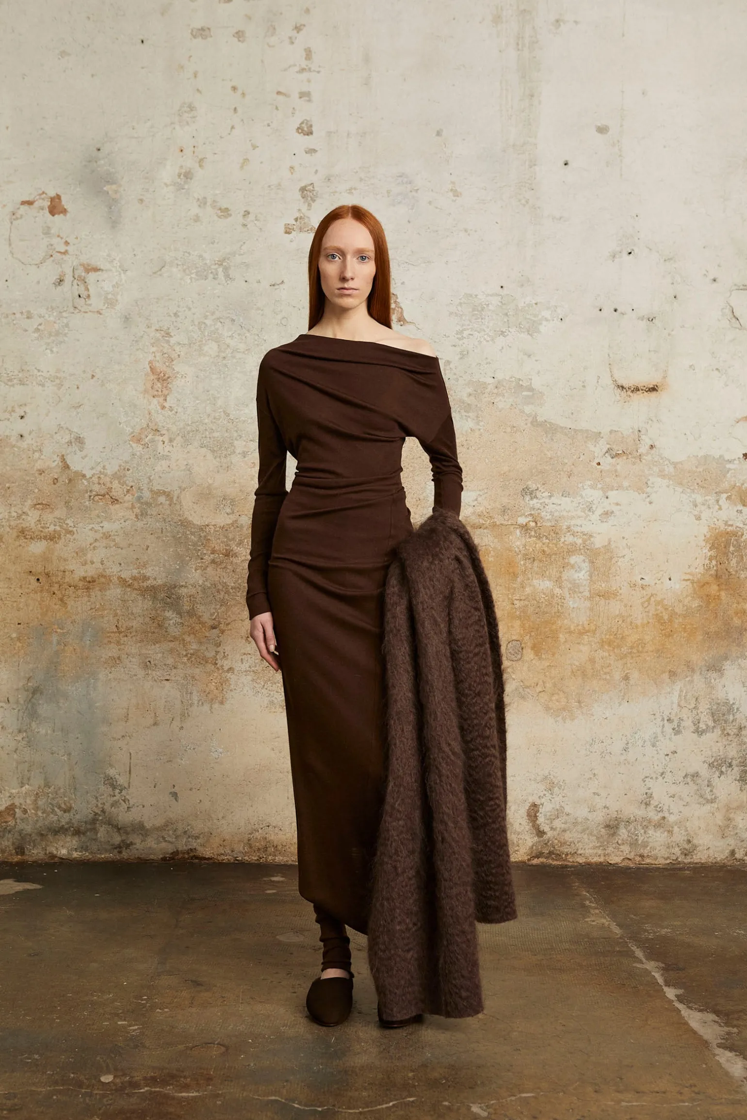 Genie, mahogany virgin wool dress
