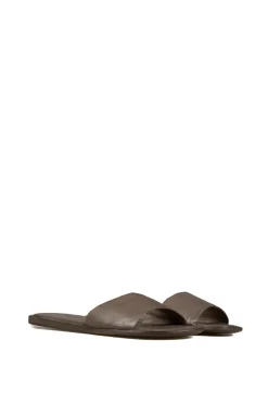 Heidi, dark gray flip flops