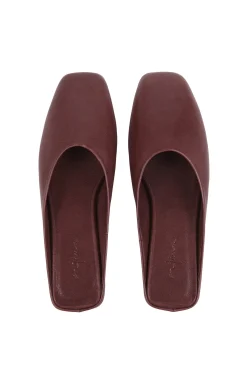 Jackie, burgundy leather mule