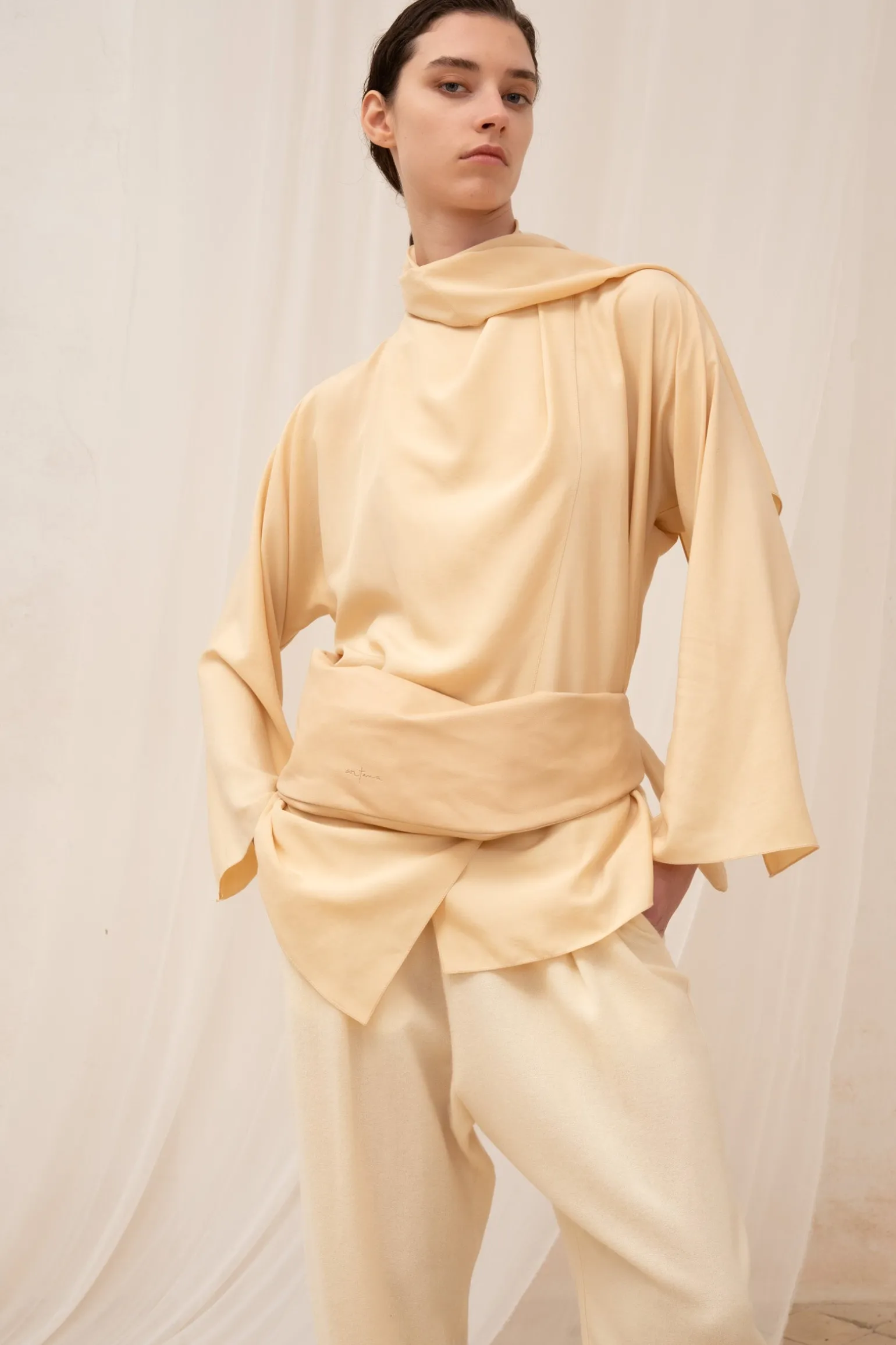 Jackie, ivory yak wool pants