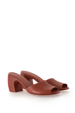 Juno, brandy leather mules