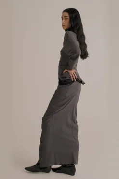 Kaz, long gray silk skirt