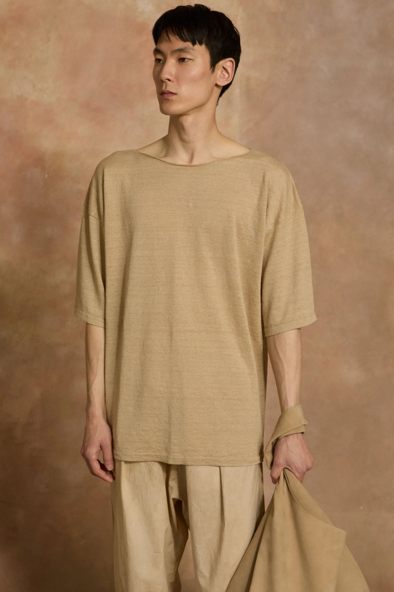 Lian, beige linen knit t-shirt