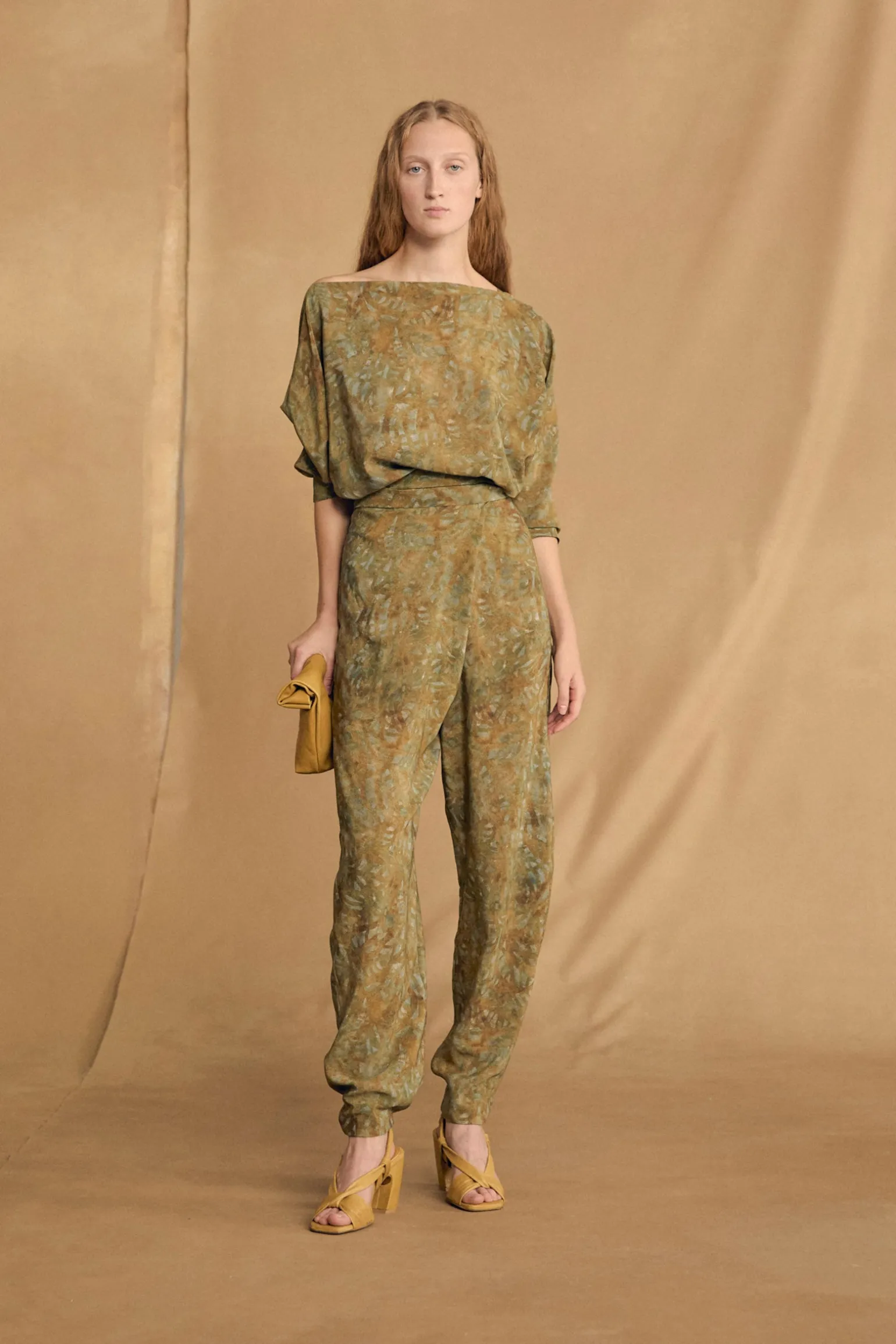 Lil, trap print silk pants