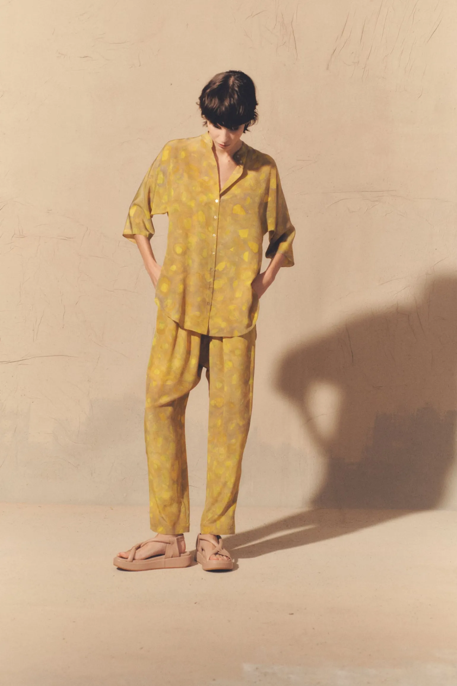 Lili, lima print silk pants