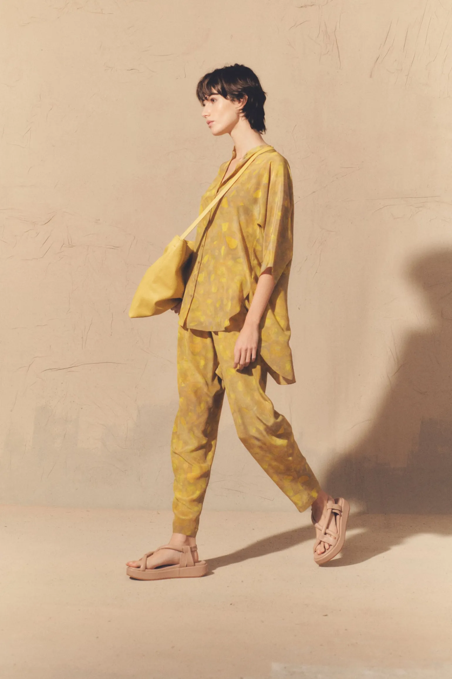 Lili, lima print silk pants