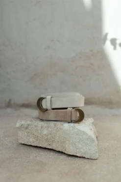 Luna, ecru suede belt