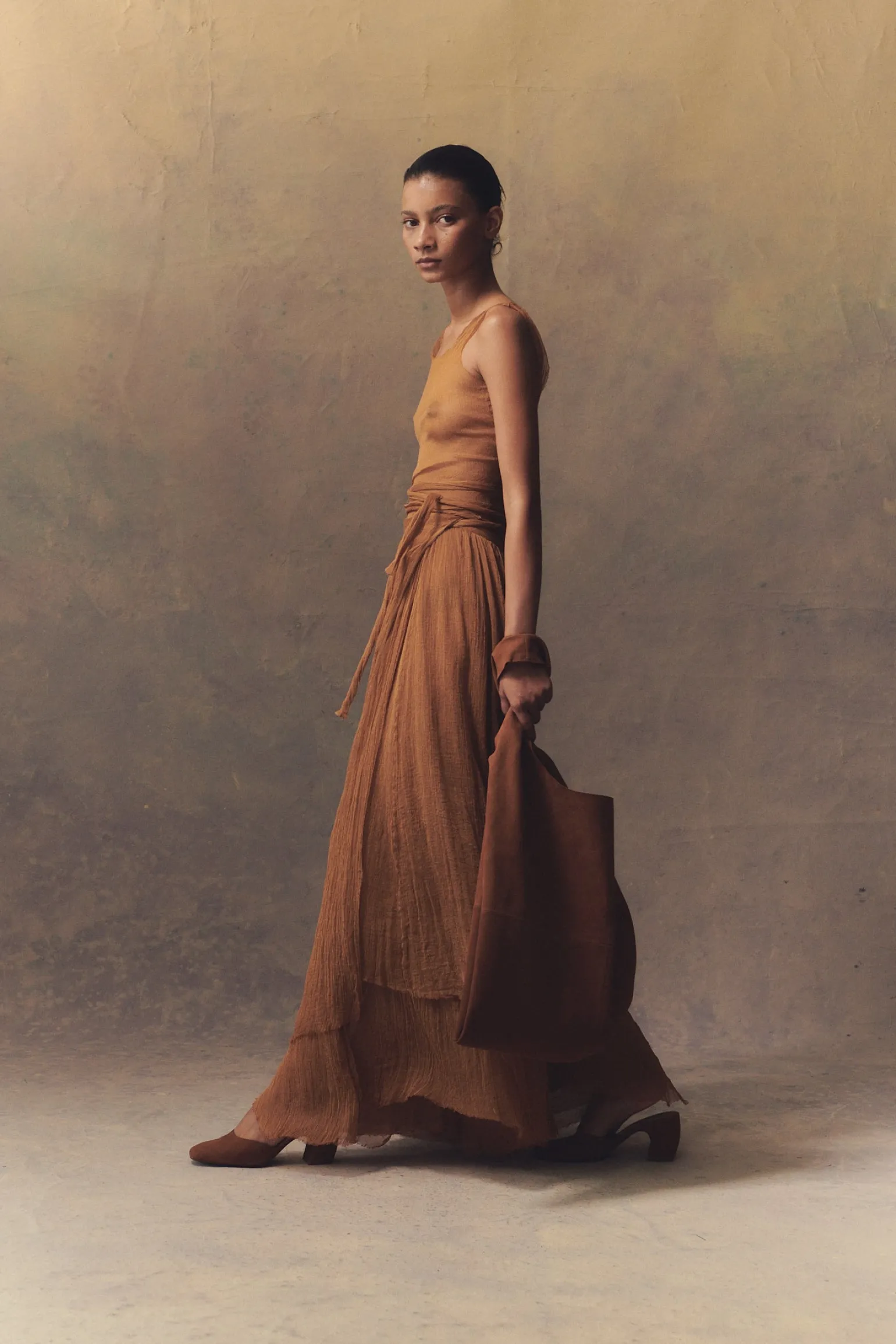 Luna, mule in brown suede