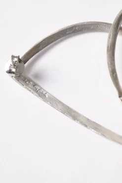 Maa right, individual silver earring