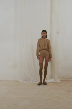 Maris, cocoa cashmere top