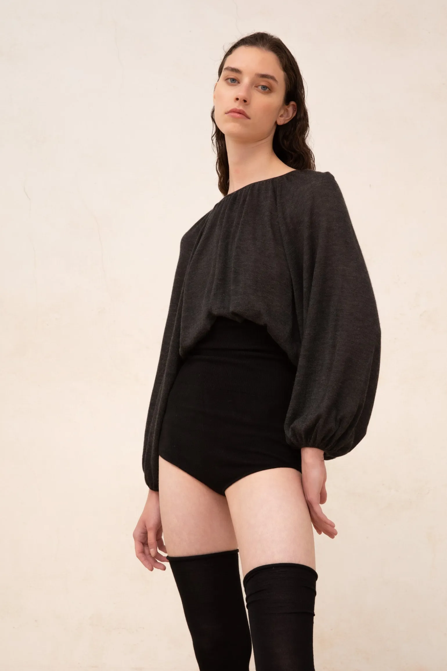 Maris, tall brief in graphite cashmere