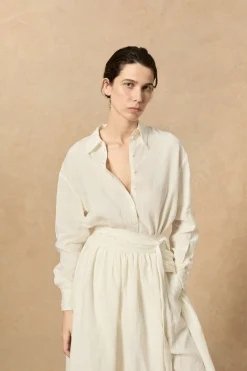 Marlo, ecru linen shirt