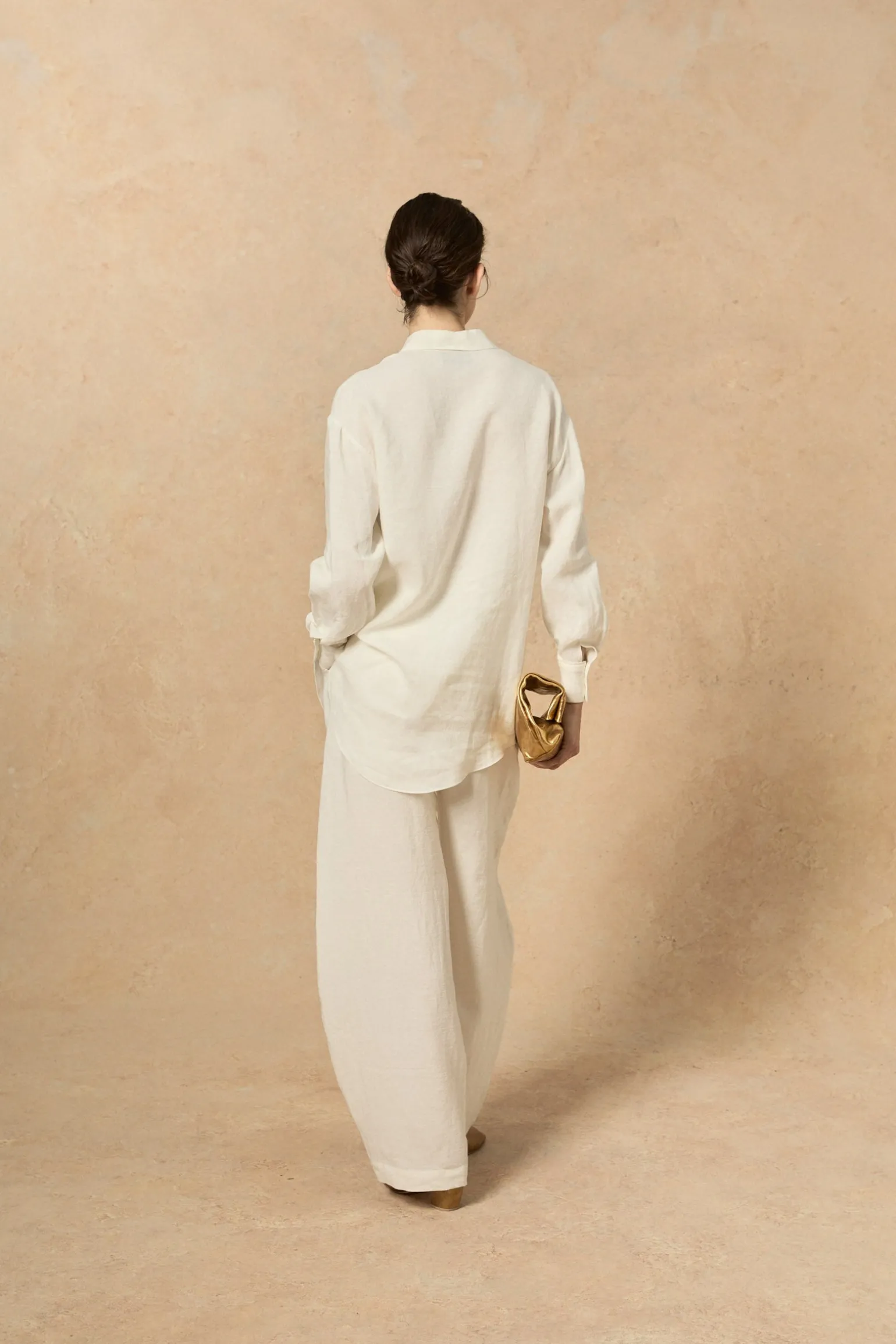 Marlo, ecru linen shirt