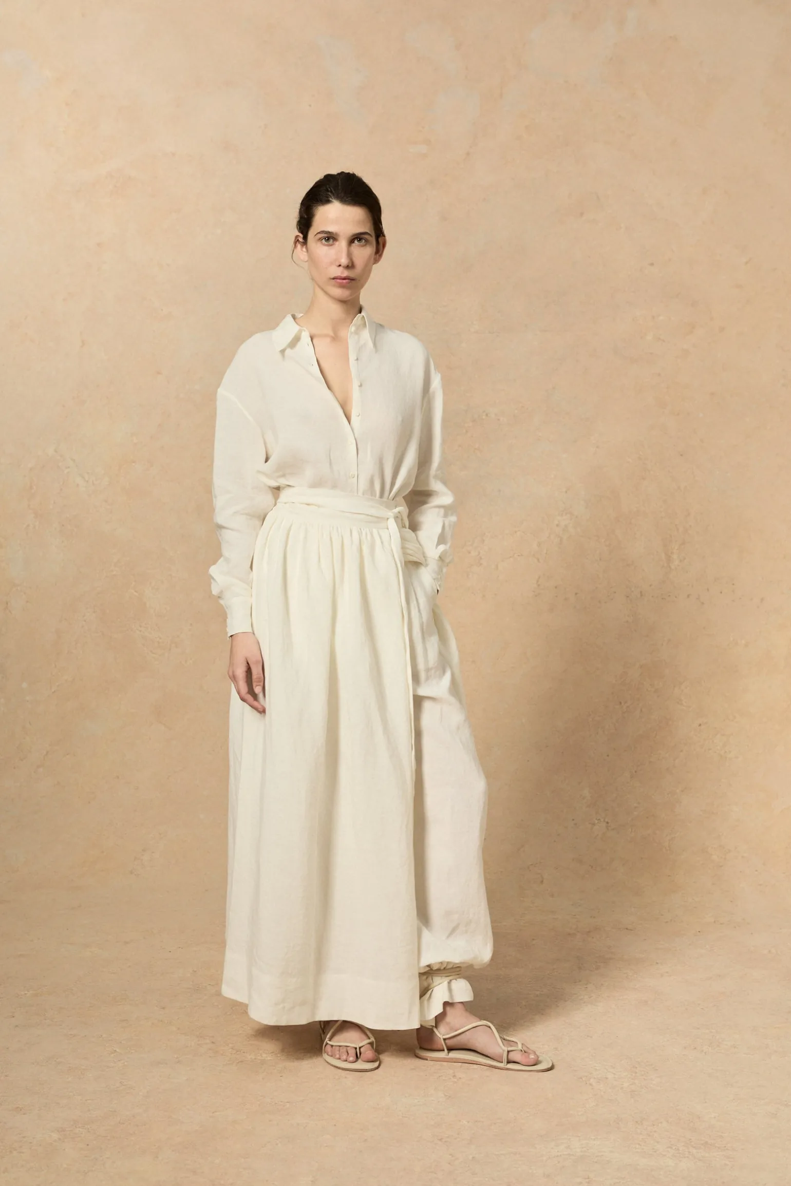 Marlo, ecru linen shirt