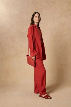 Marlo, red linen shirt