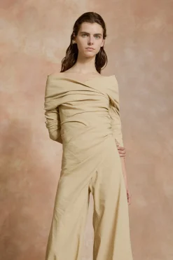 Mite, beige top