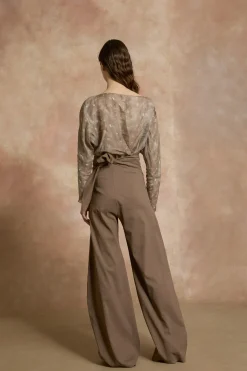 Mite, graphite wrap pants