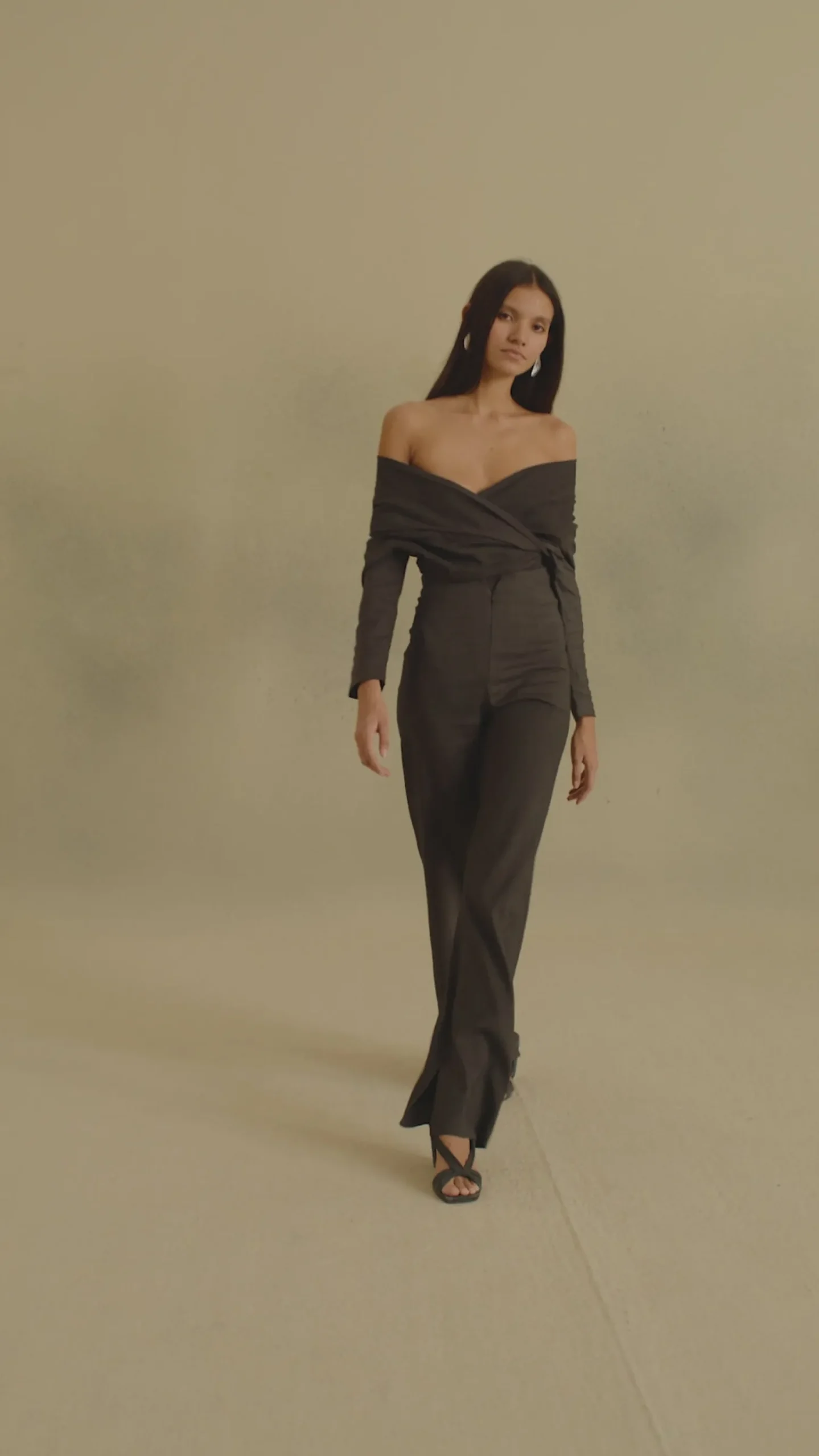 Mota, graphite straight pants