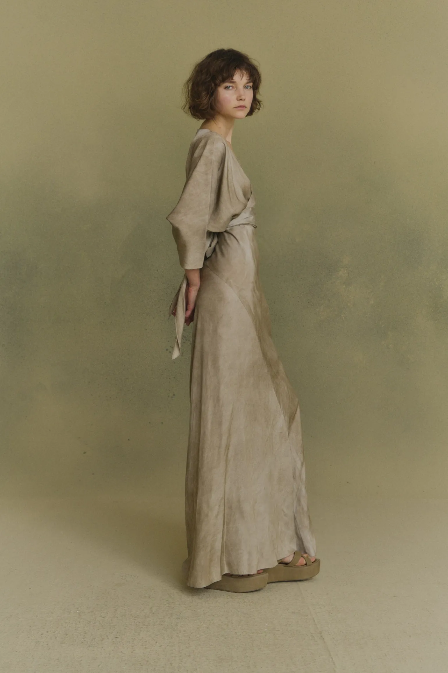 Opalo, fade nacar wrap dress