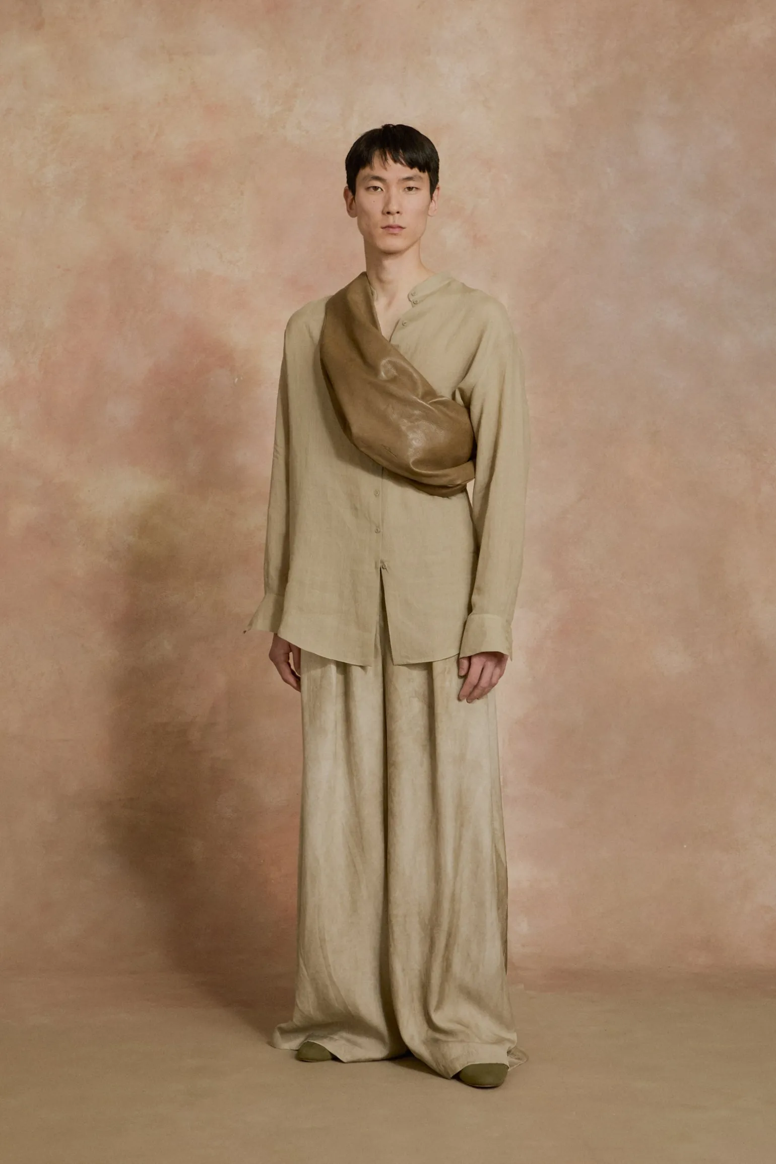 Raoul, light gray ramie shirt
