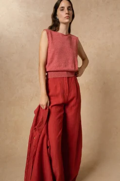 Rinen, dark red linen knitted vest