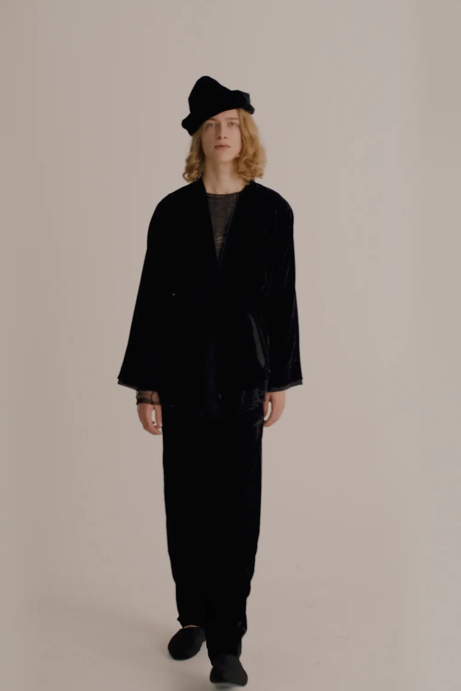 Roisin, black velvet pants