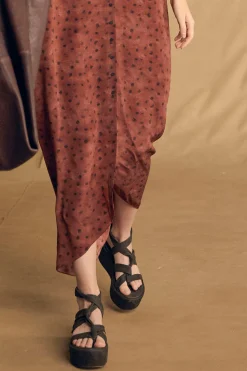 Ryo, dark brown platform sandal