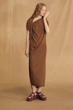 Ryo, dark maroon platform sandal