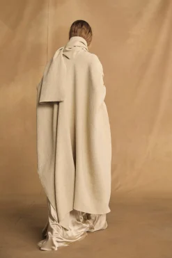 Sabah, champagne poncho
