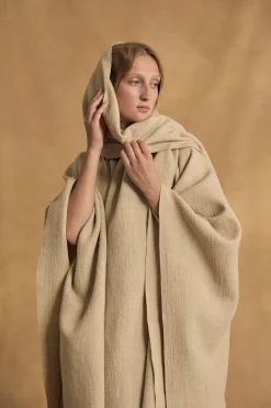 Sabah, champagne poncho