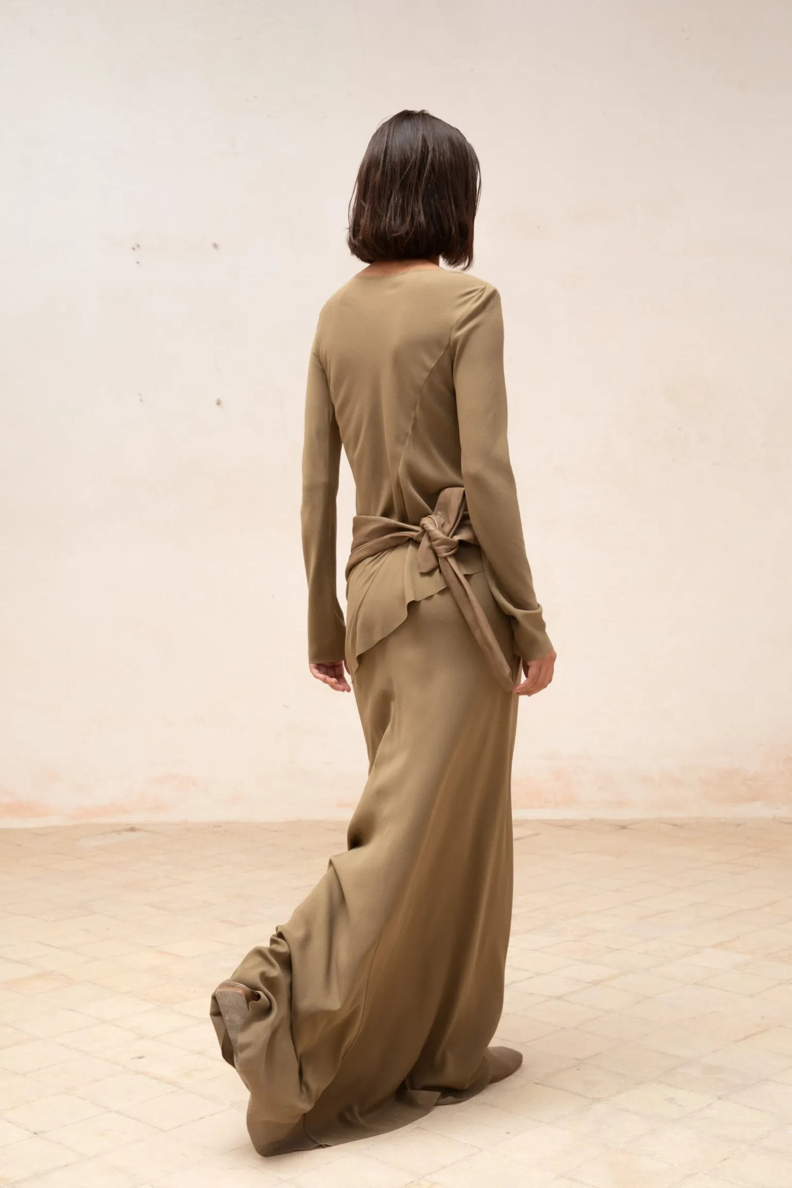 Sabrina, khaki stretch silk skirt