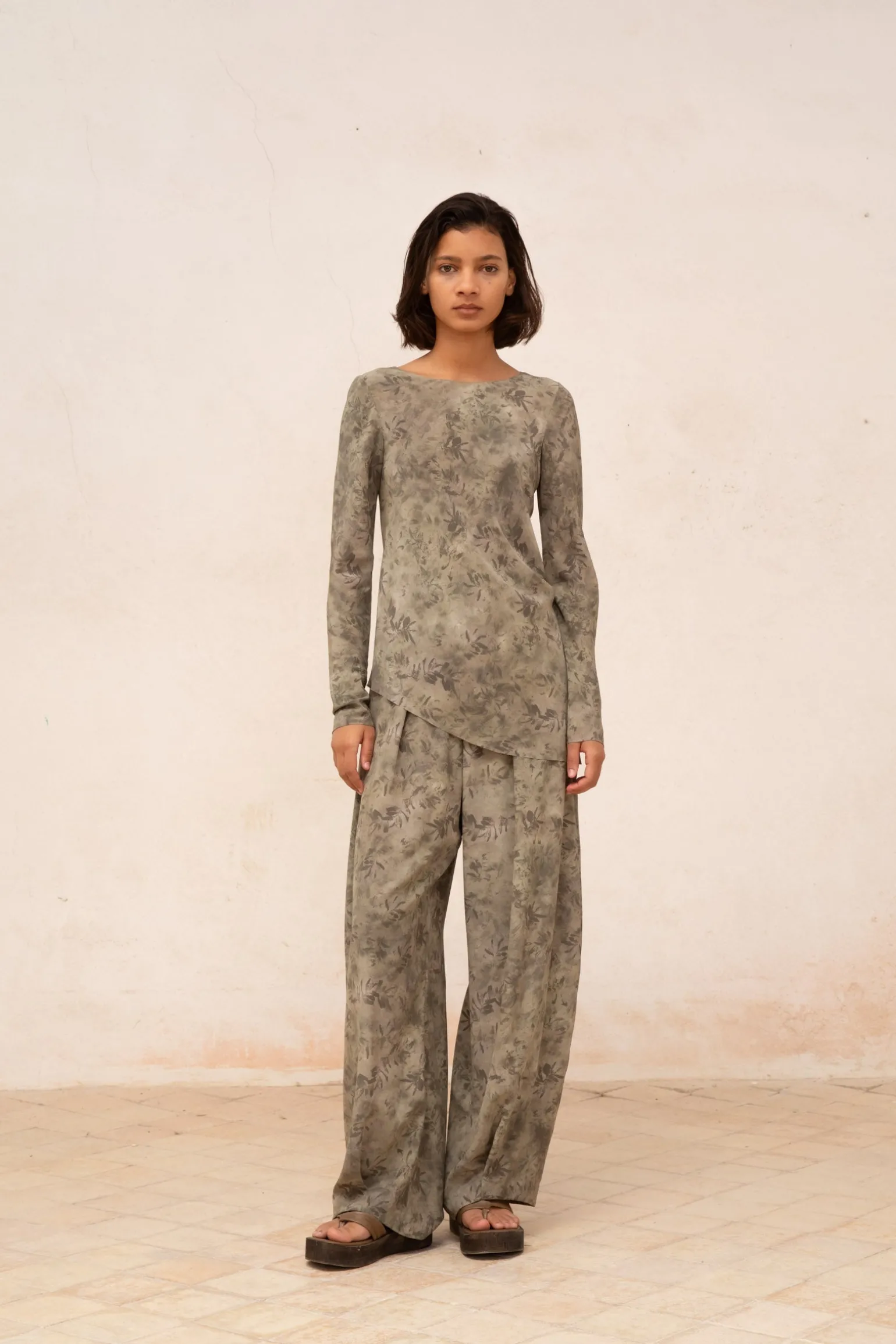 Salma, herba print silk pants